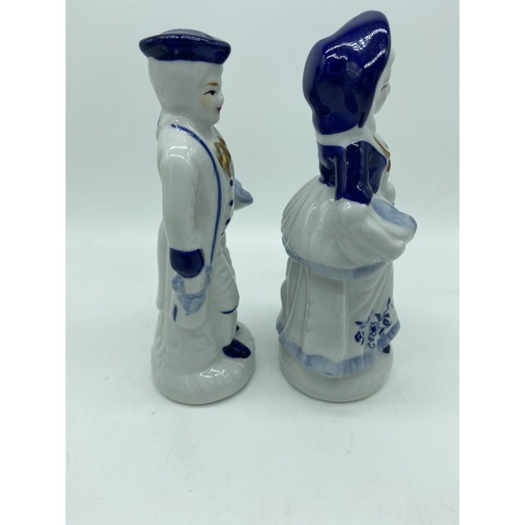 Victorian‎ Couple Porcelain Figurines Blue White Gold Trim 6.5" Vintage EUC - Picture 2 of 8